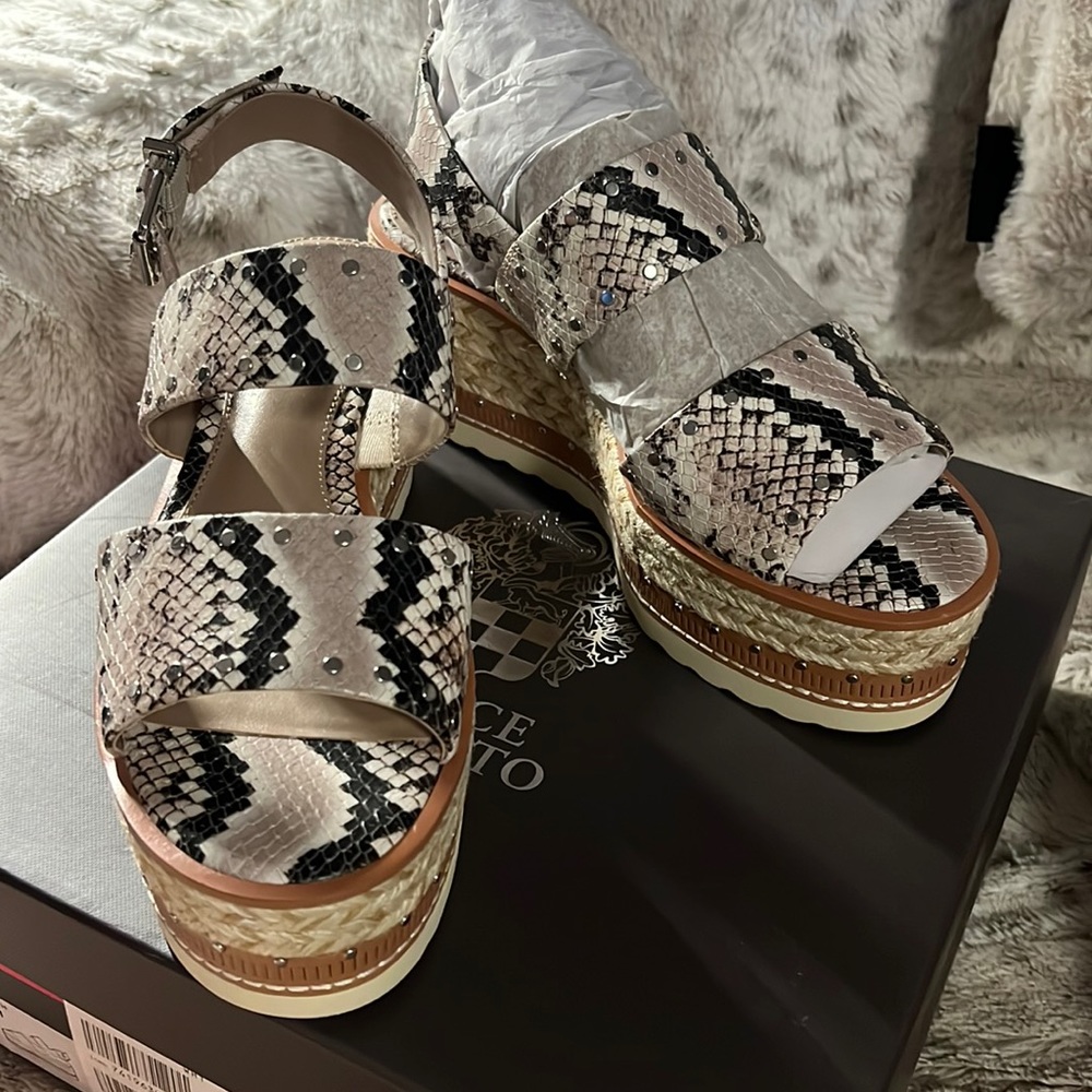 Vince Camuto BNIB 7.5 VC-MARSA Platform Espadrille Wedge Sandal